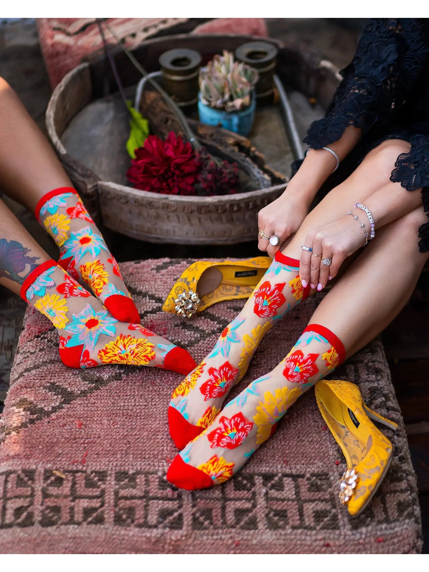 Flower Power Sheer Crew Socks