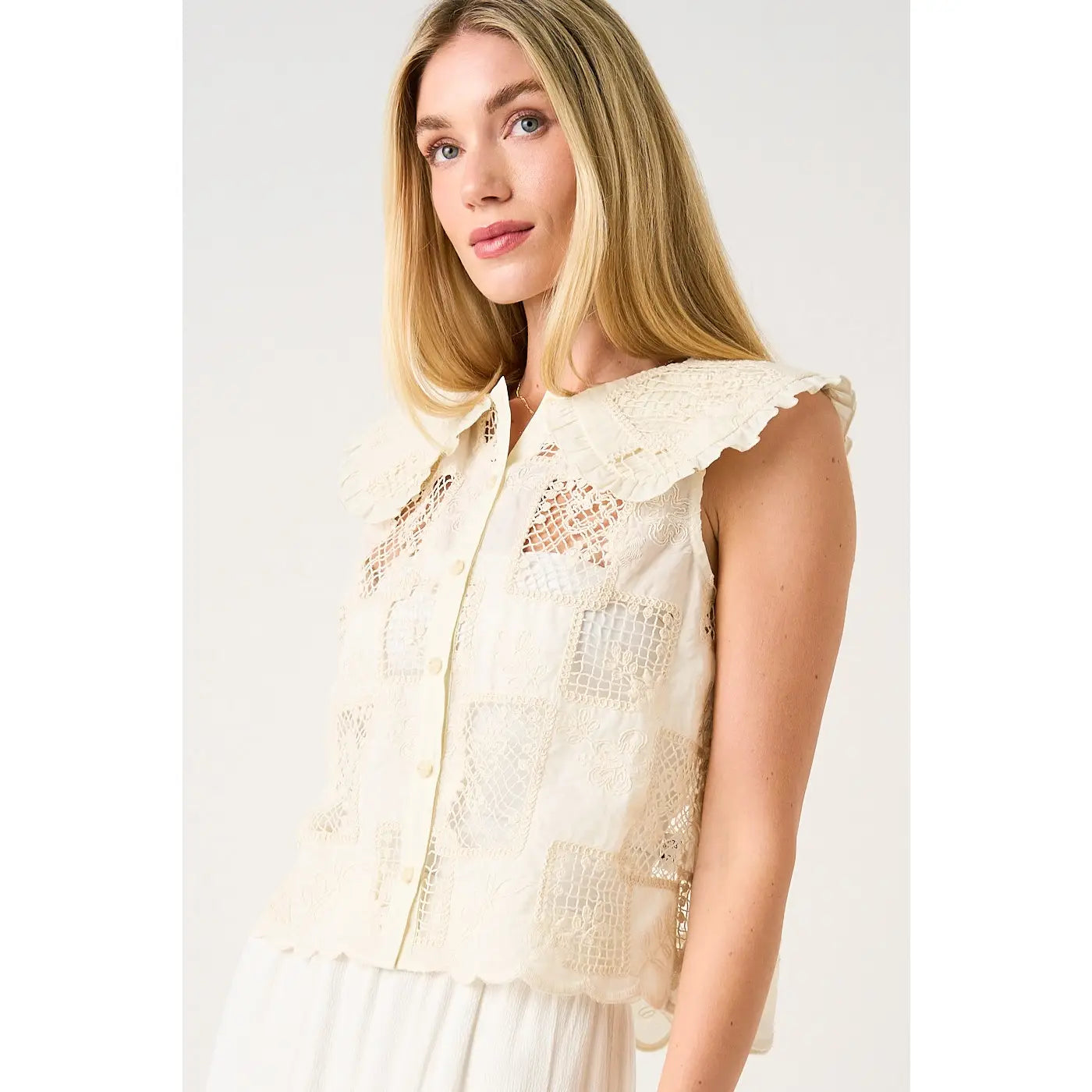 Lace Patch Peter Pan Collar Sleeveless Top