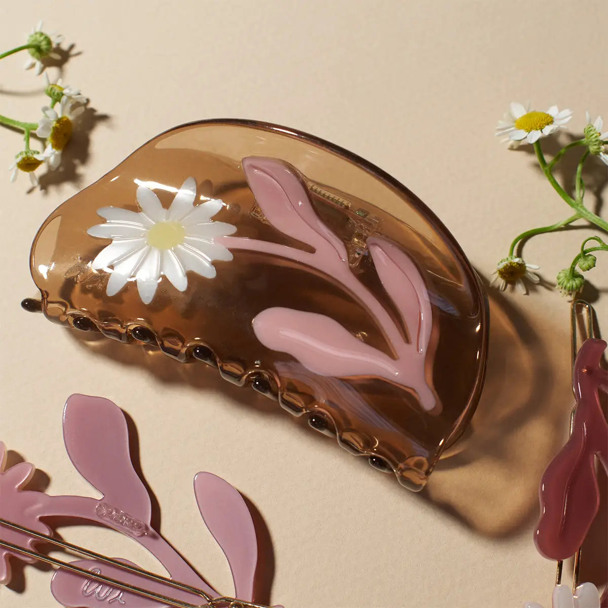 Marguerite Daisy Flower Hair Claw