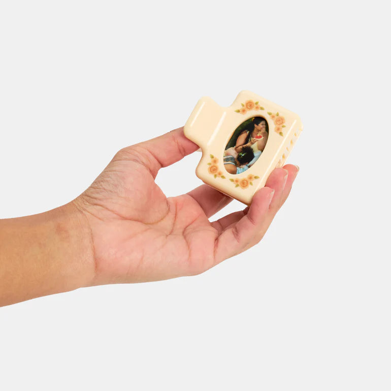 Midi Box Claw in Vintage Frame by Chunks