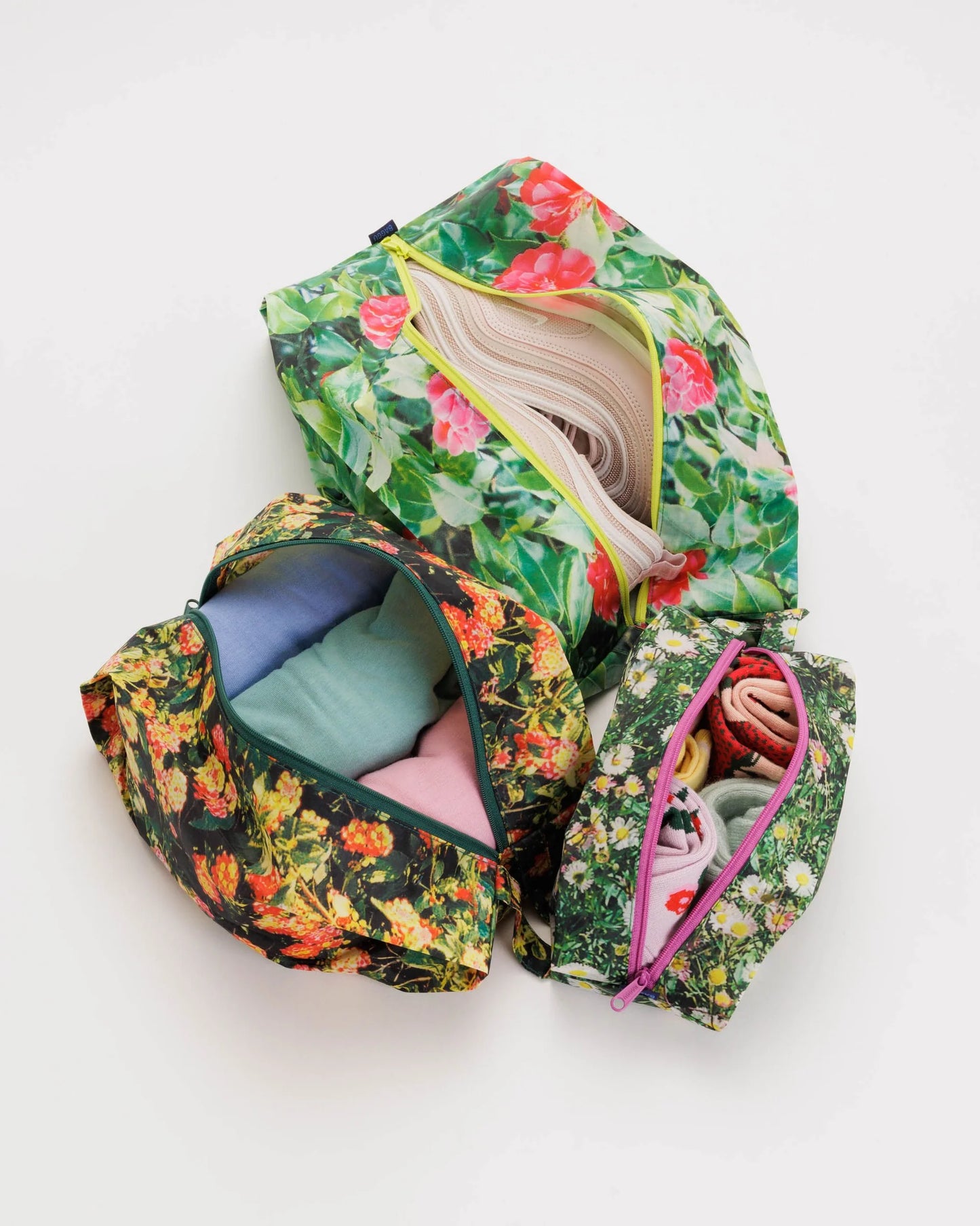 Photo Florals 3D Zip Set