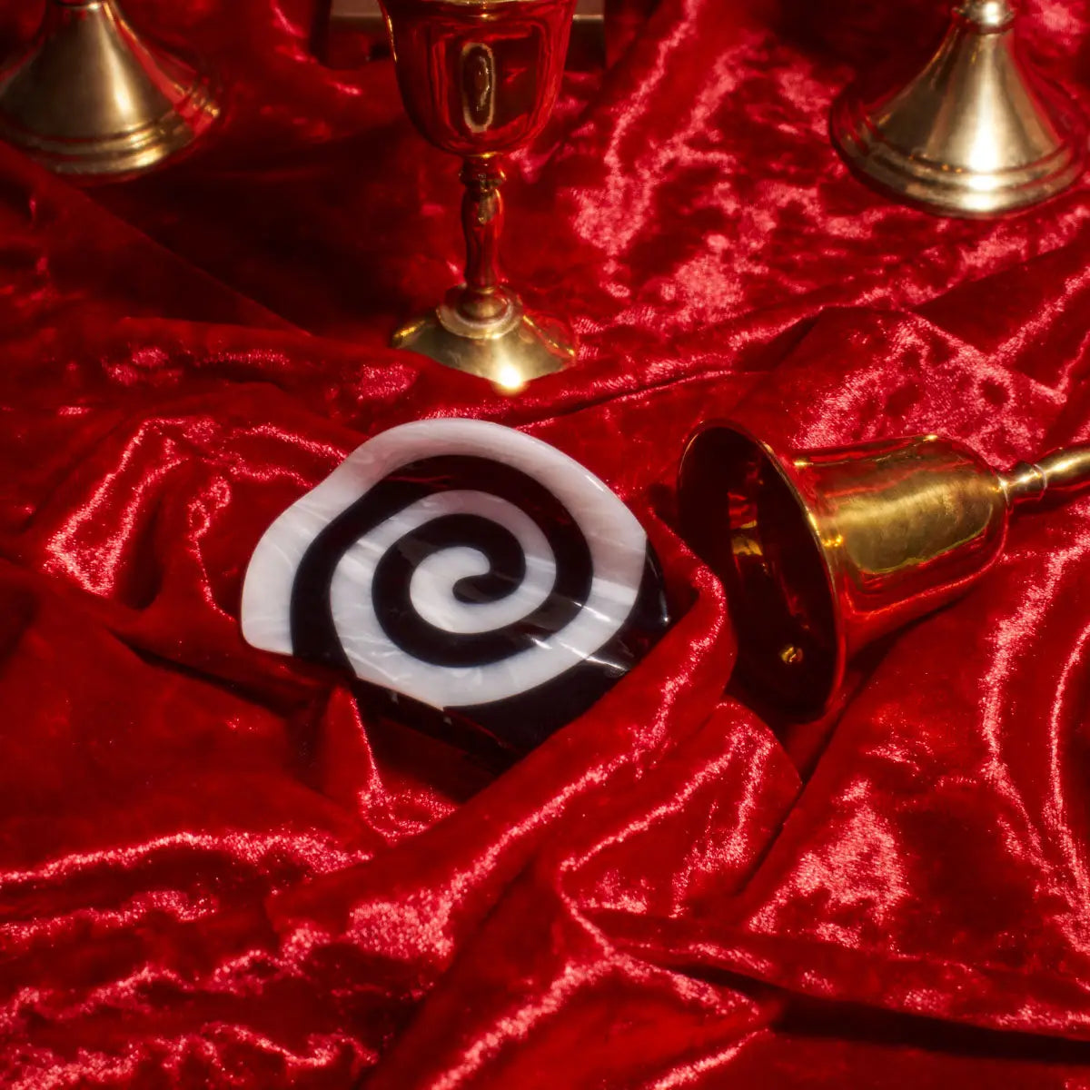 Glow Spiral Claw