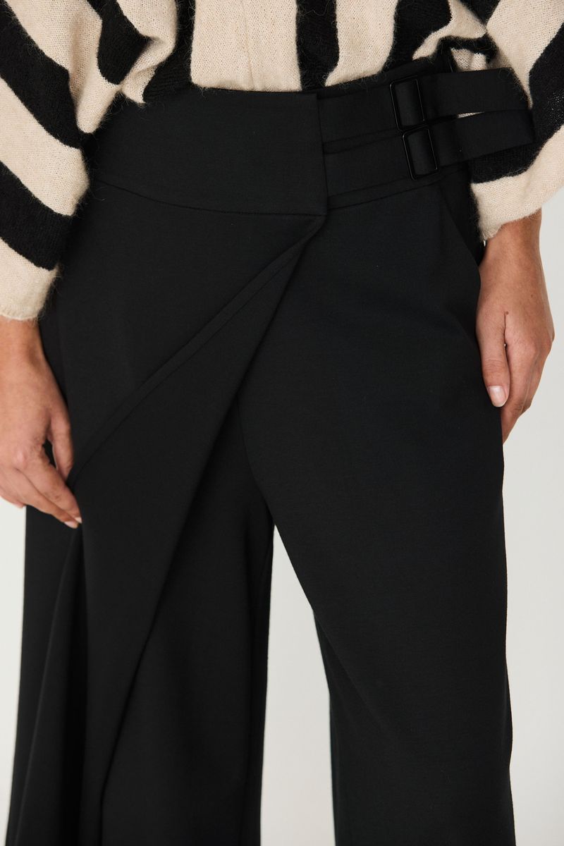 Araika Trouser by SKFK