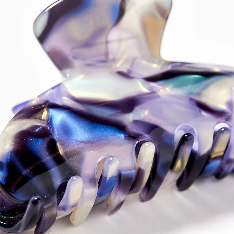 Baby Dolly Claw in Milk Jelly by Chunks