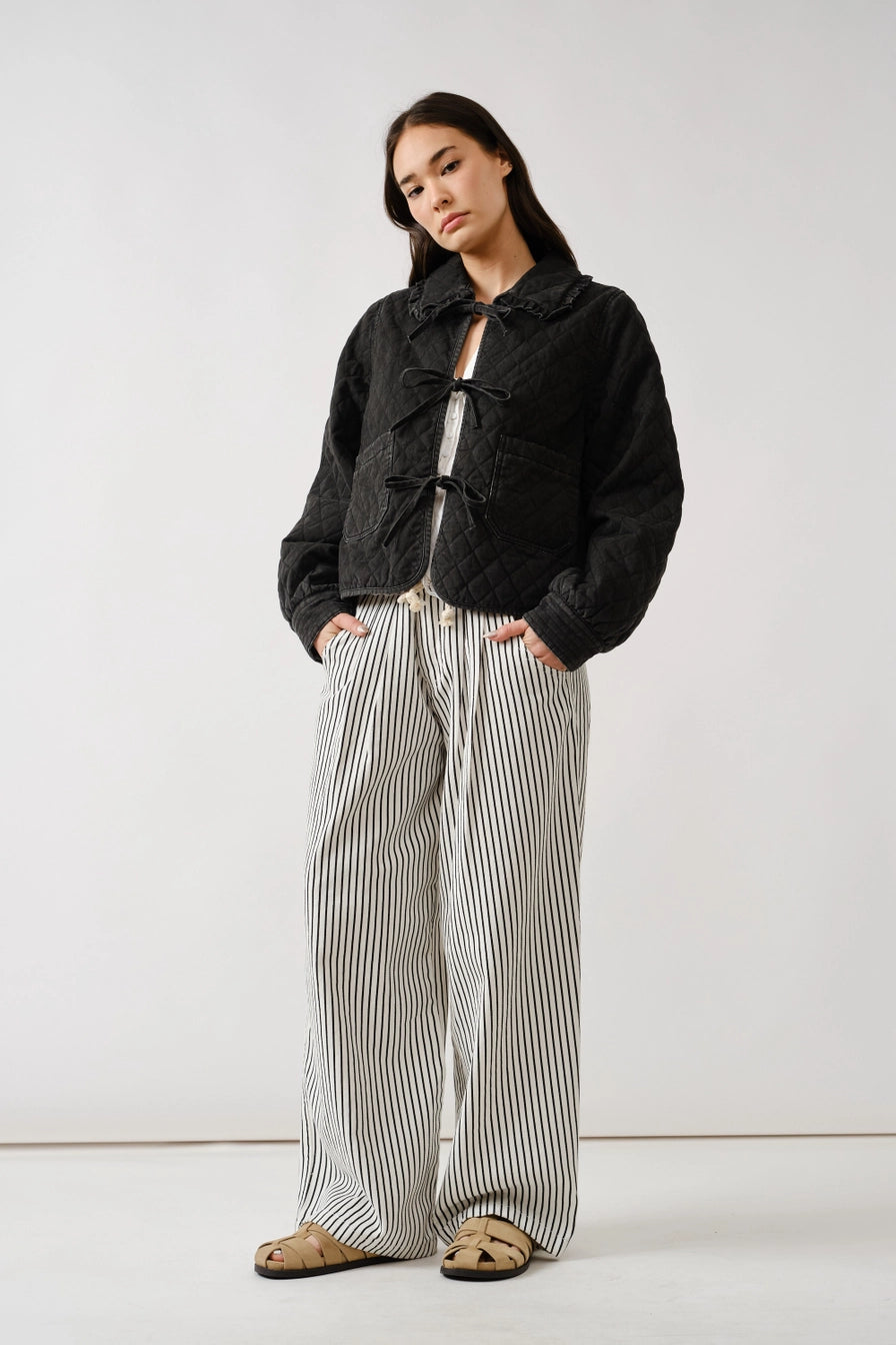 Black Quilted Frilly Collar Bow Tie Denim Jacket