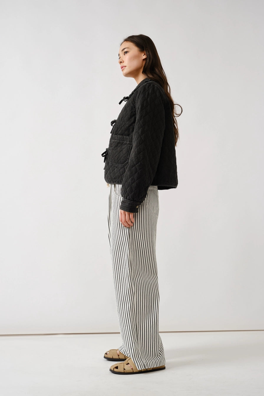 Black Quilted Frilly Collar Bow Tie Denim Jacket