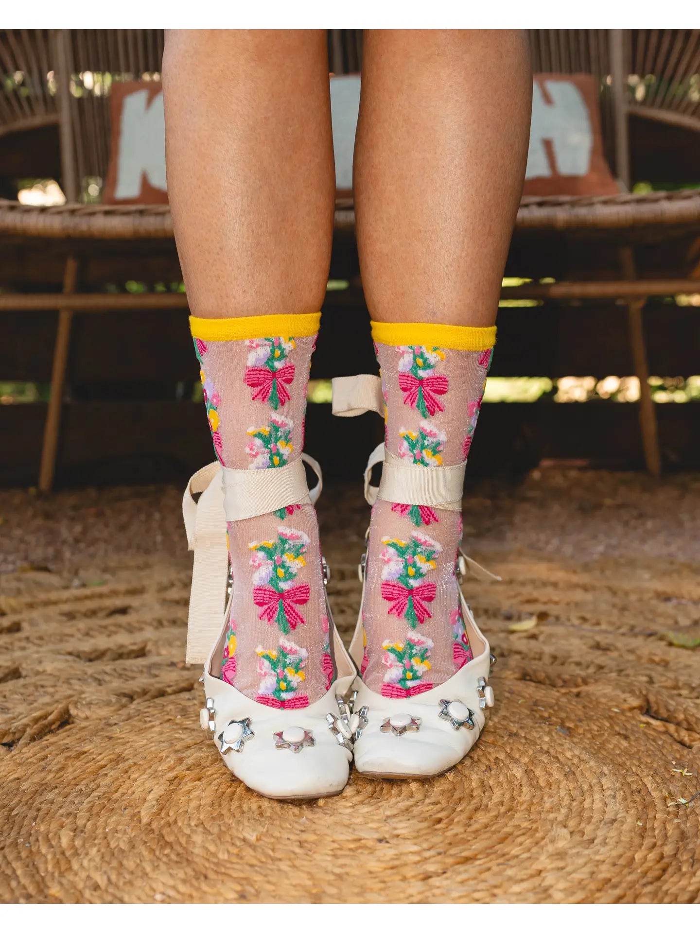 Bouquets All Day Shimmer Sheer Crew Socks