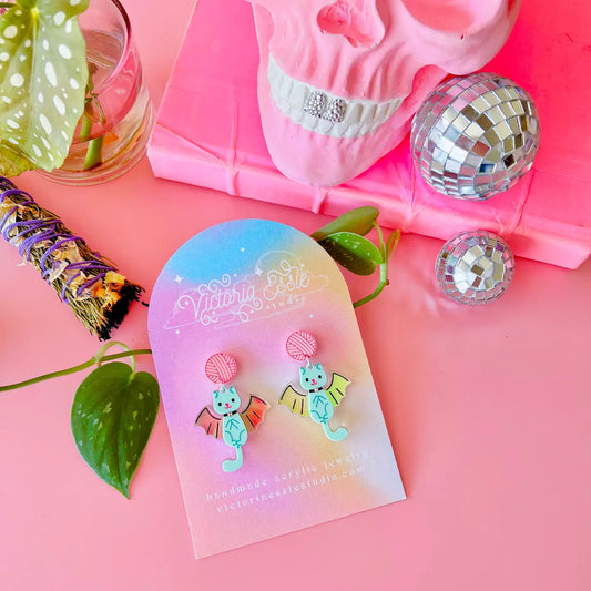 Cat Bat Yarn Post Earring