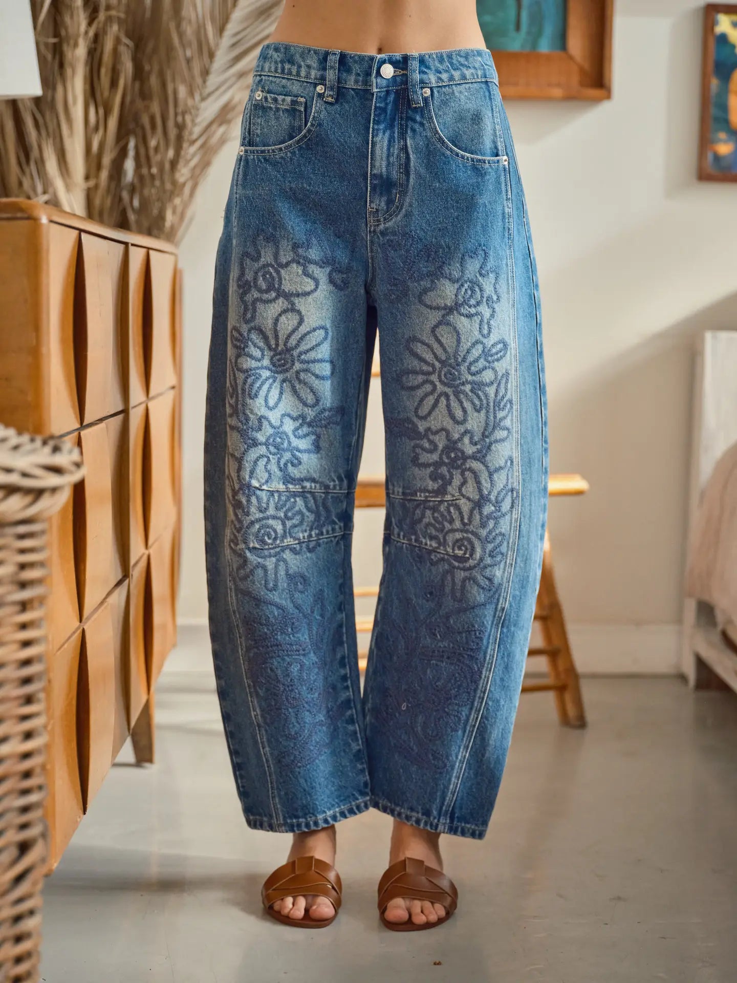 Embroidered Detail Cotton Barrel Pants