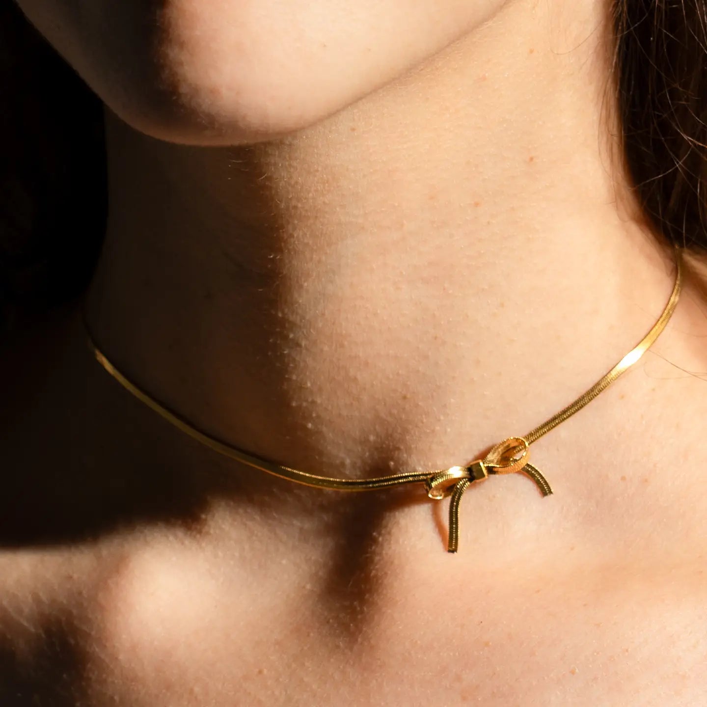 Gold Bow Peep Choker