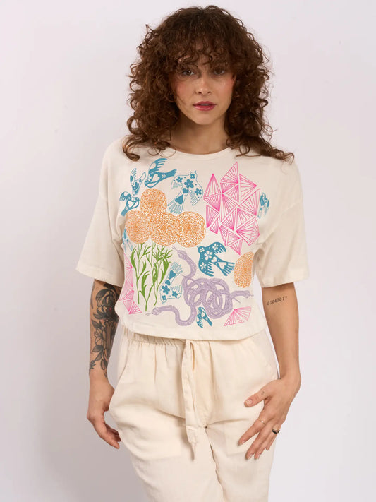 Marshmallow Secret Garden Clover Crop Tee