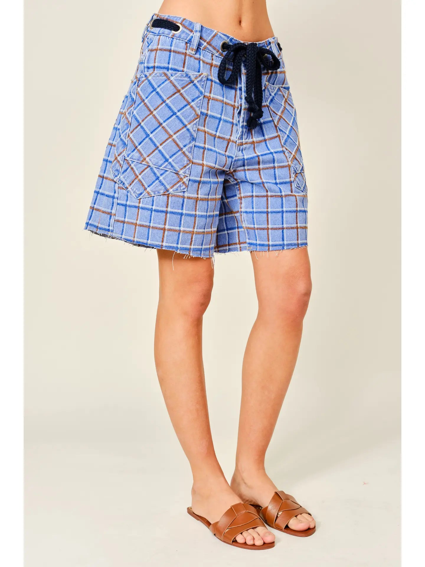 Plaid Barrel Shorts with Waist Belt