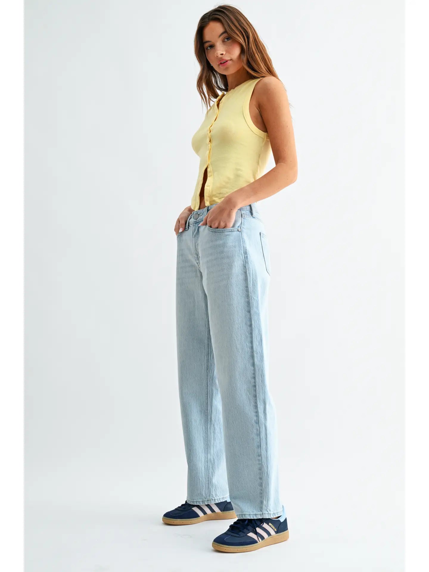 Relaxed Straight Barrel Jean - Light Denim