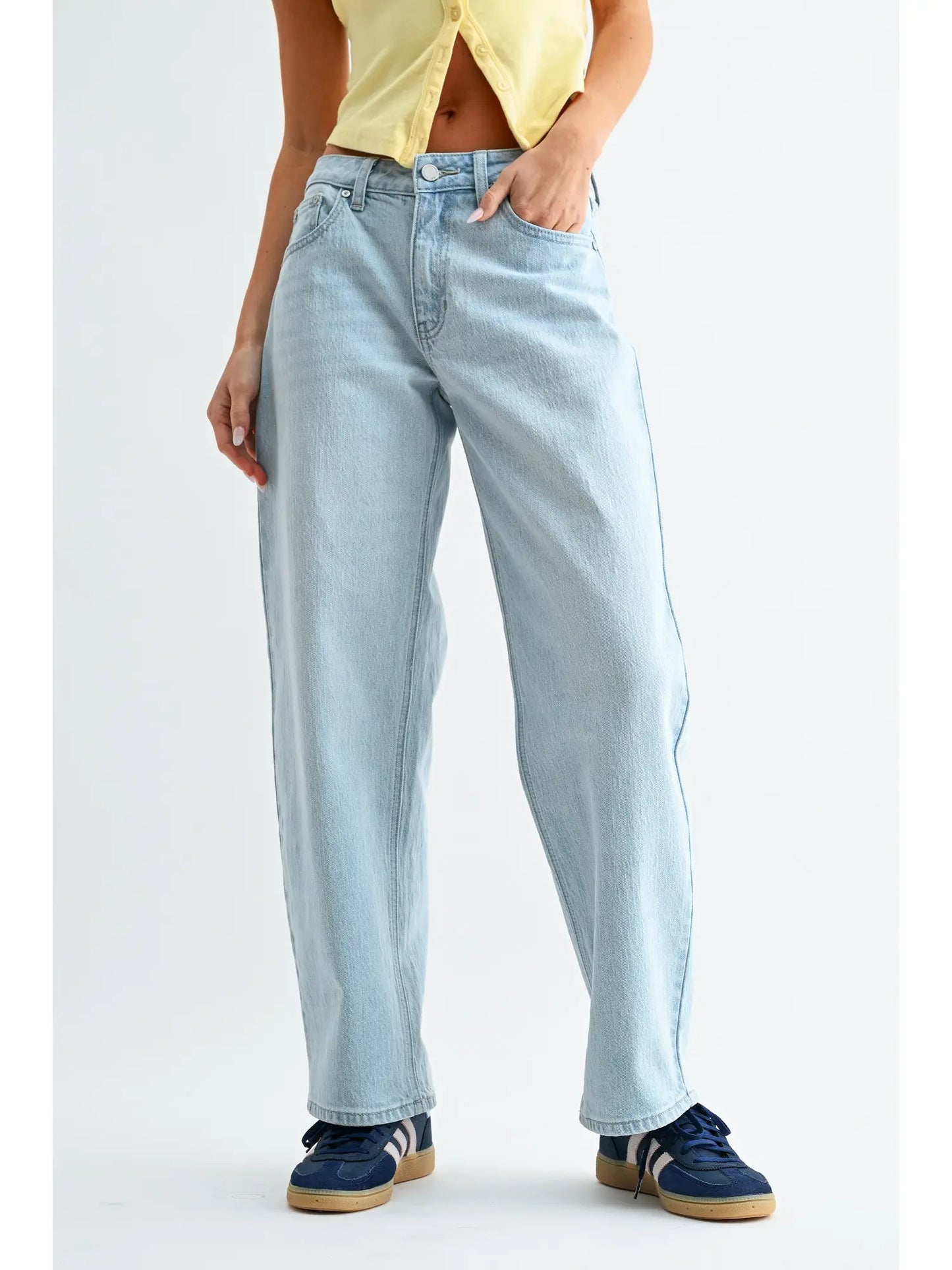 Relaxed Straight Barrel Jean - Light Denim